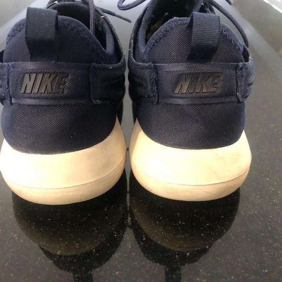 Nike shoes for man size 12 us Blue color - Picture 2 of 4